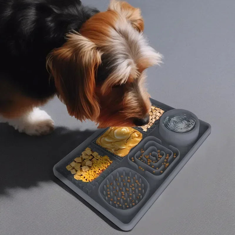 Pet Licking Mat Pet Eating Ware Dog Slow Food Mat Placemat  Dog Feeder Supplies Suction Cup Dog Bathing Distraction