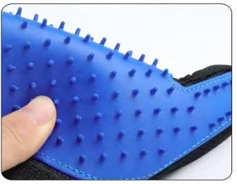 Grooming Glove